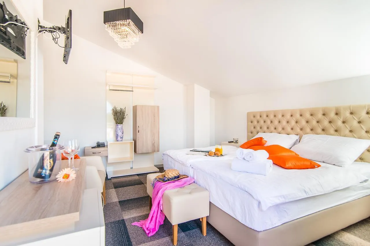 Hotel Villa Vrsar 3*,